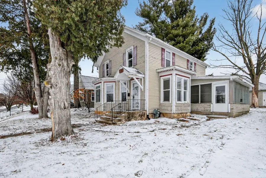 1250 W American Street, Freeport, IL 61032 - #2