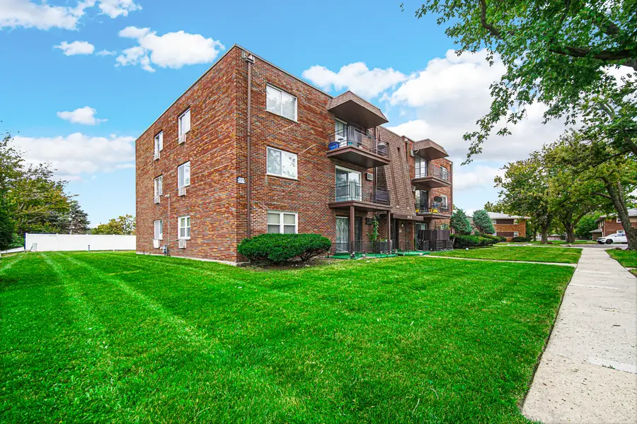 903 Elder Road #7, Homewood, IL 60430 - Image #2
