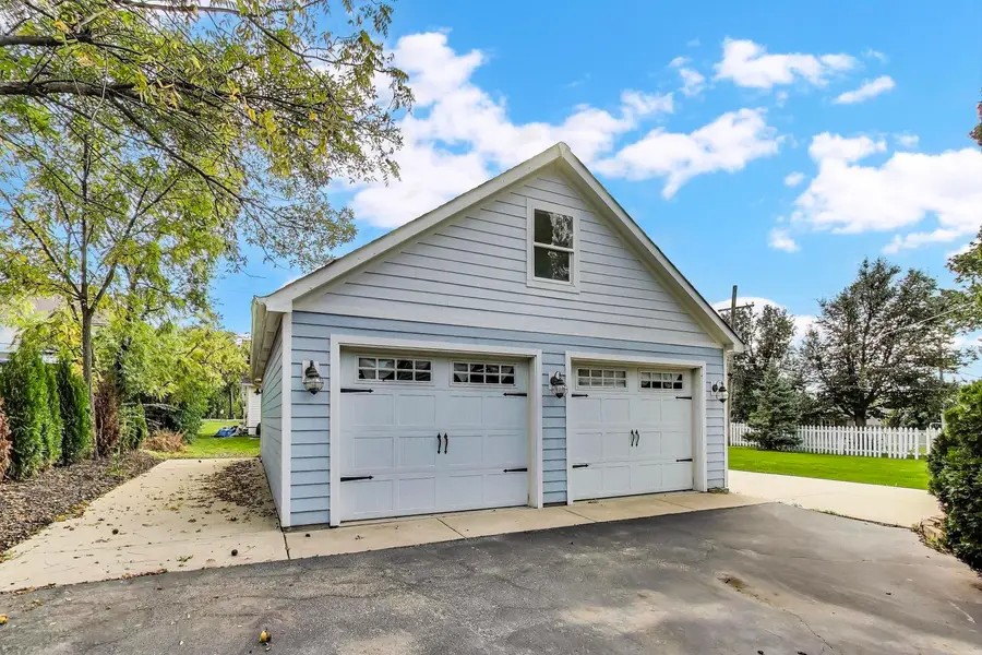 7339 S Park Avenue, Burr Ridge, IL 60527 - Image #2