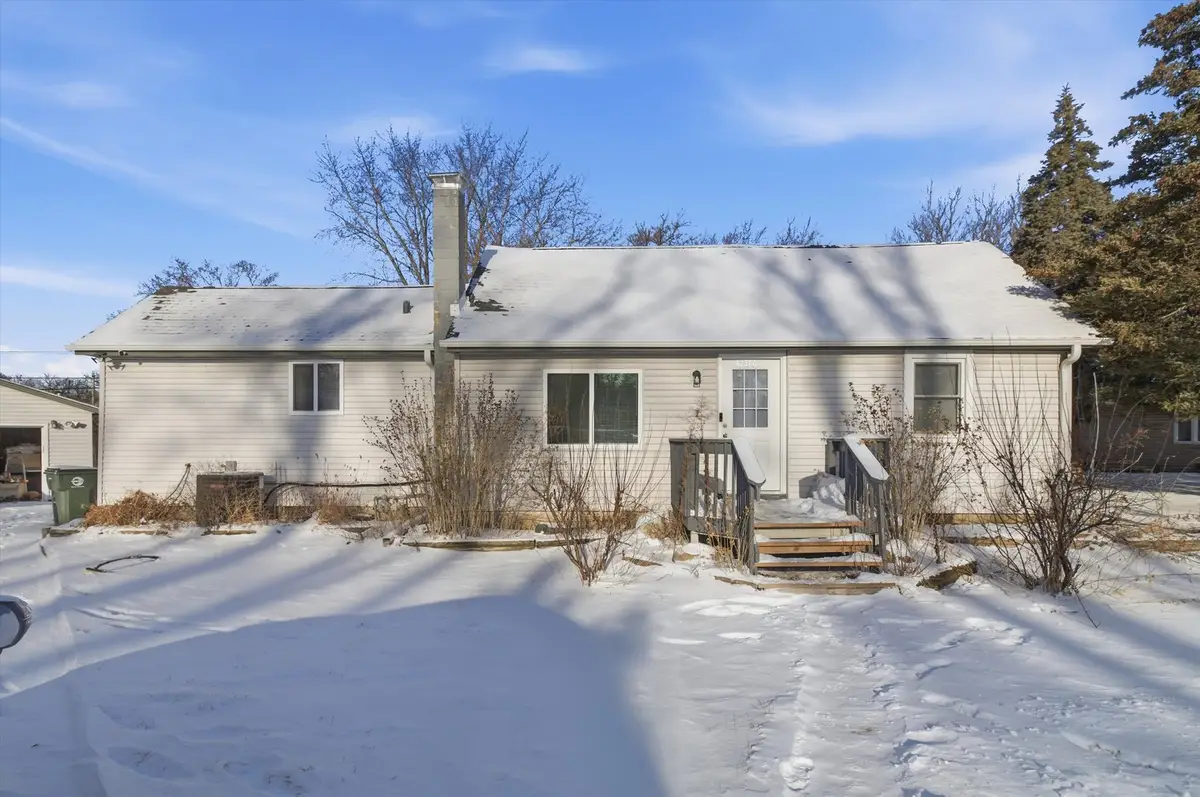 42380 N Lake Drive, Antioch, IL 60002 - Image #1