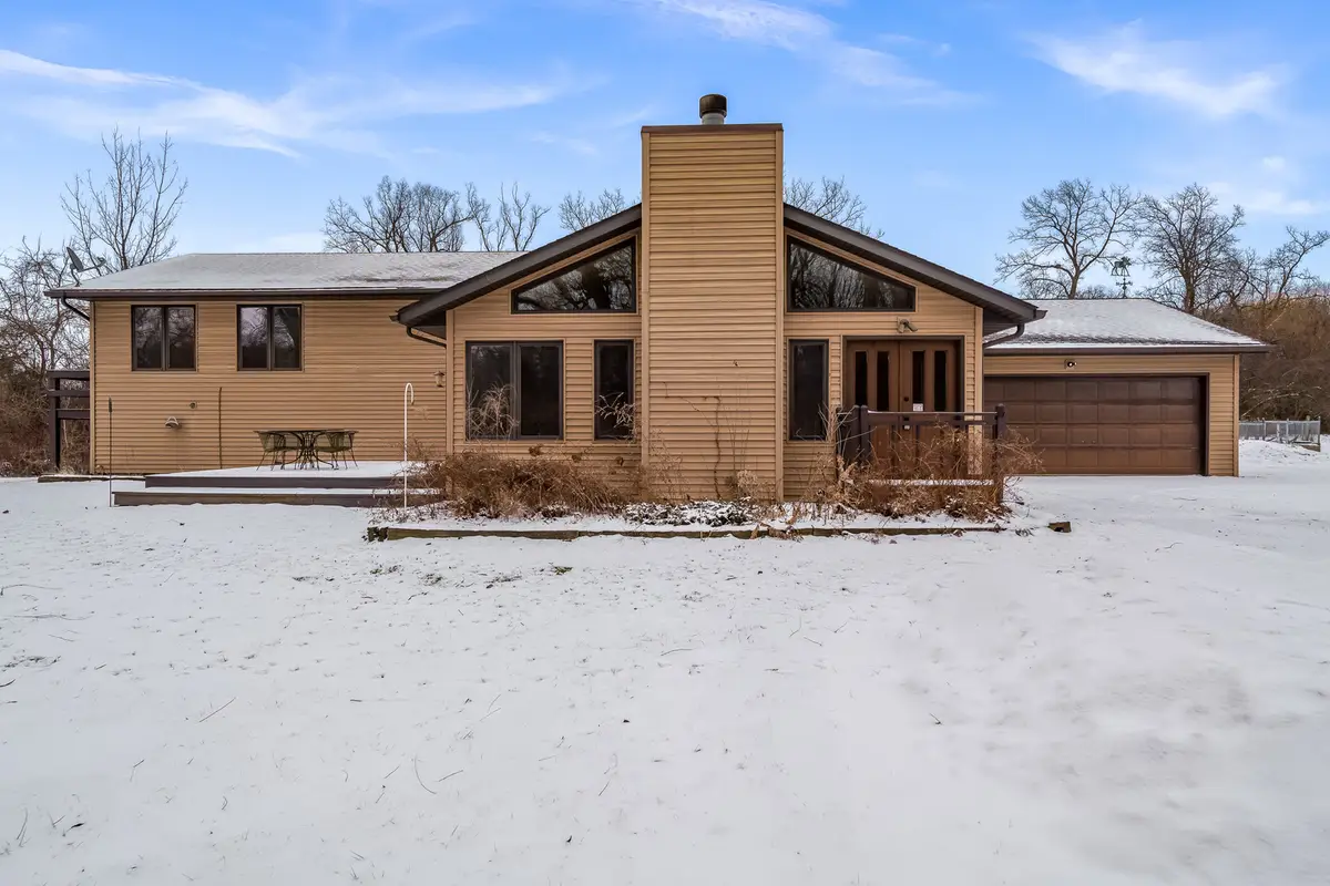8087 Auburn Road, Winnebago, IL 61088 - Image #1