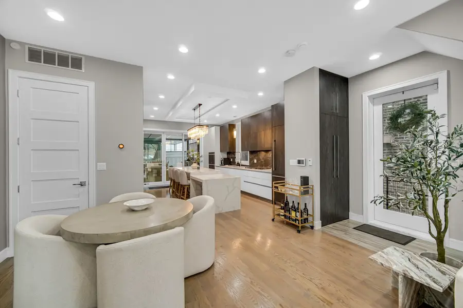 819 N Hoyne Avenue #1, Chicago, IL 60622 - Image #3