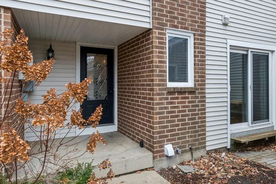 Address Withheld By Seller, Naperville, IL 60563 - Image #2