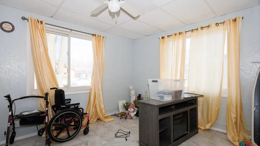 104 W North Street, Colfax, IL 61728 - Image #3