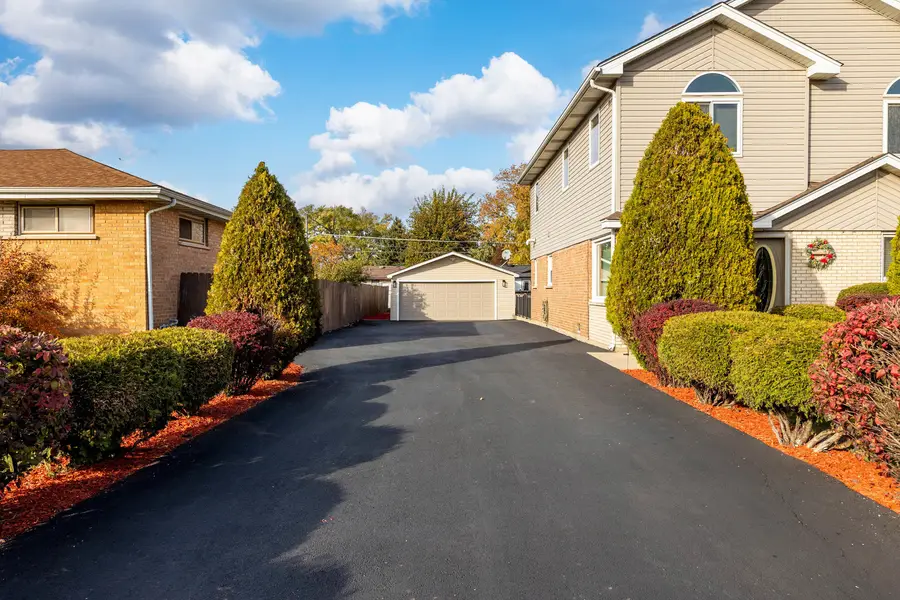 7806 W 83rd Street, Bridgeview, IL 60455 - Image #2