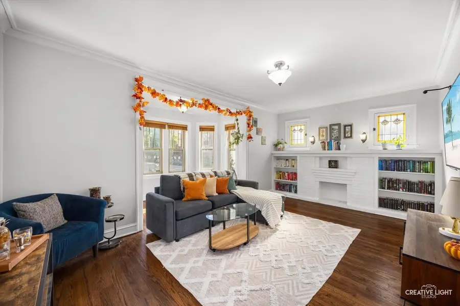 847 S Humphrey Avenue #1, Oak Park, IL 60304 - #2