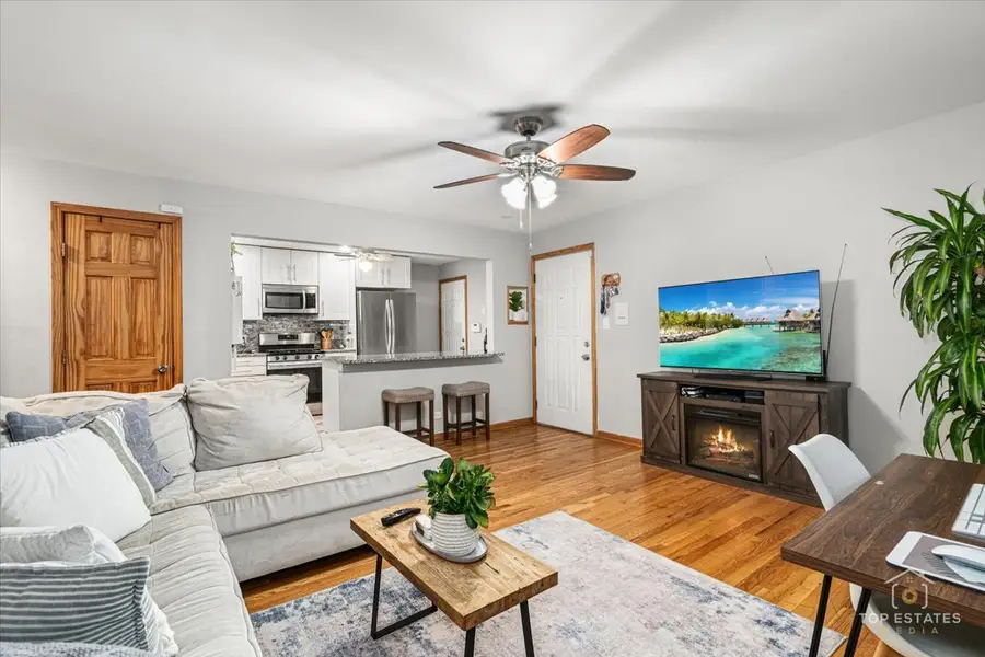 10154 Hartford Court #3A, Schiller Park, IL 60176 - Image #2