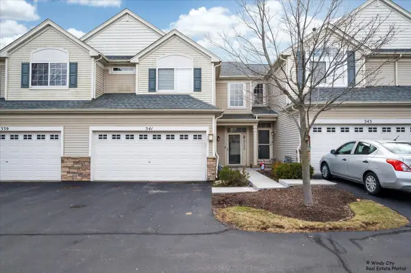 341 John M Boor Drive, Gilberts, IL 60136