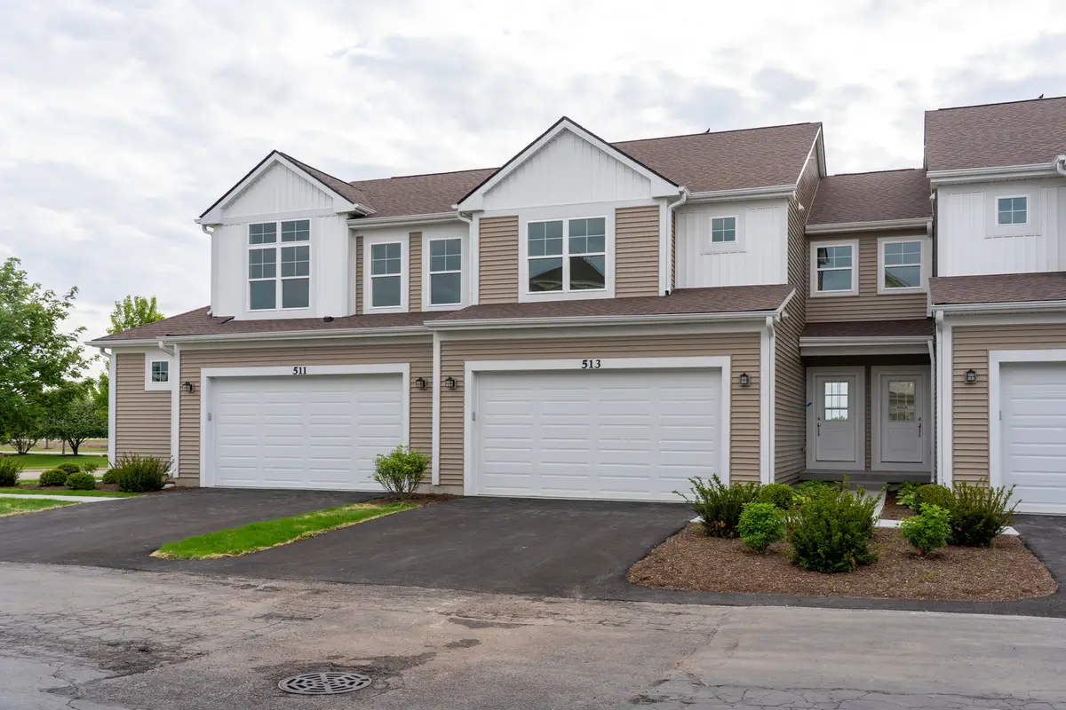513 Amherst Drive, Sycamore, IL 60178 - Image #1