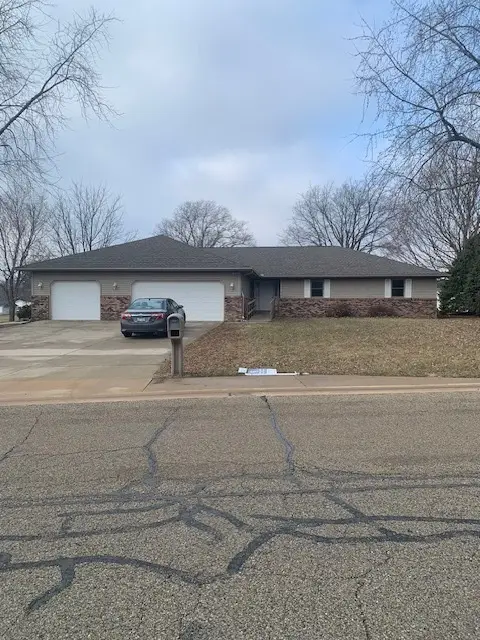 504 Harvey Road, Downs, IL 61736 - Image #1