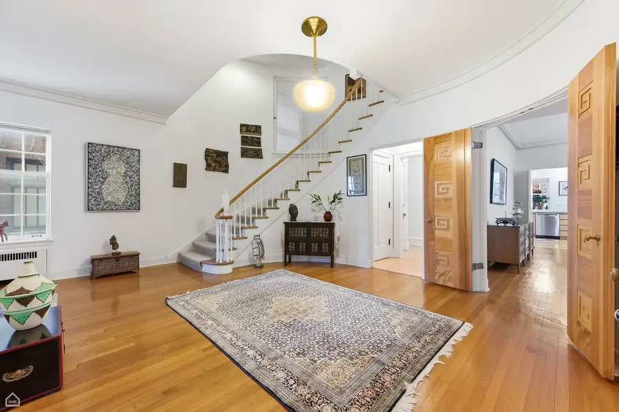 4933 S Woodlawn Avenue, Chicago, IL 60615 - #2