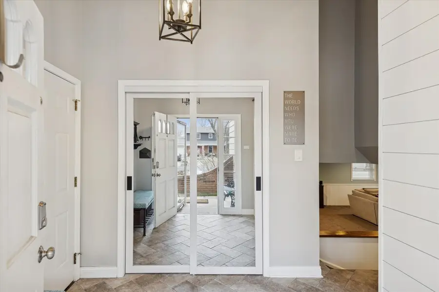 1351 Brentwood Lane, Wheaton, IL 60189 - Image #3