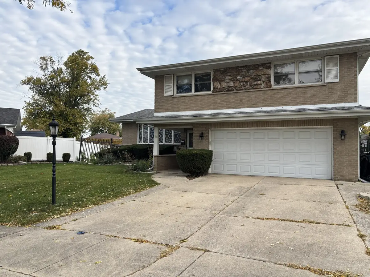 838 E 163rd Place, South Holland, IL 60473 - Image #1