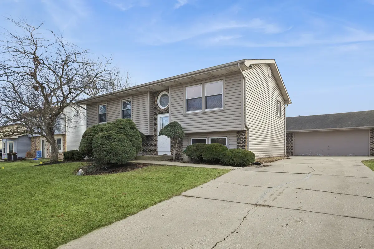 33 Opal Avenue, Glendale Heights, IL 60139 - Image #1