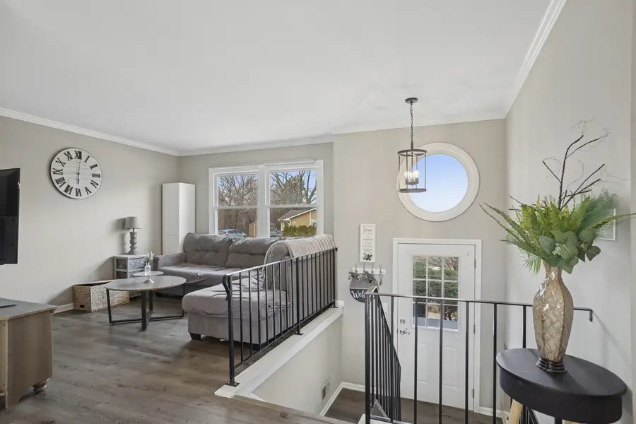 33 Opal Avenue, Glendale Heights, IL 60139 - Image #3