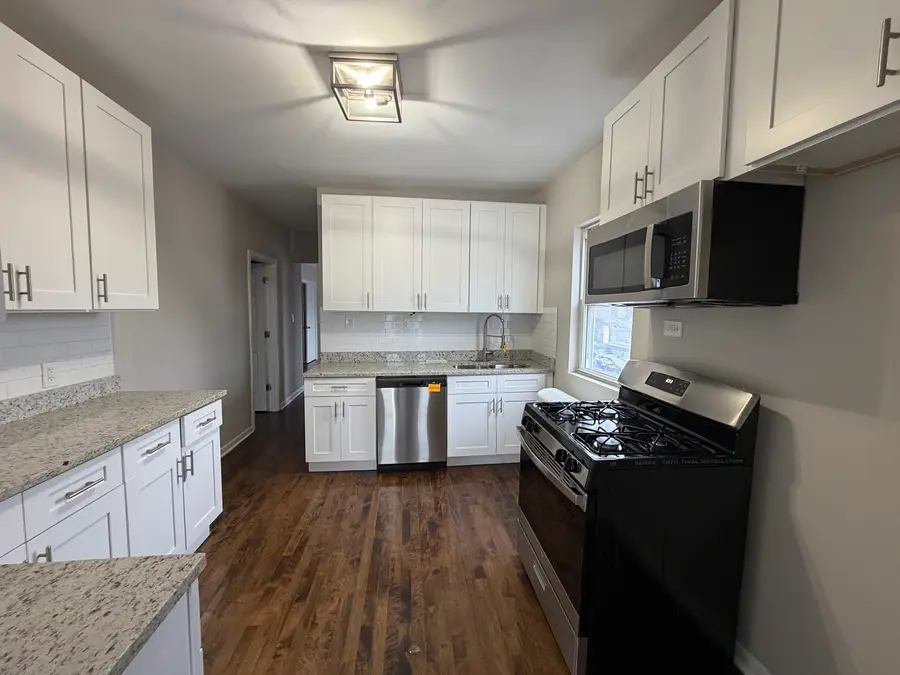 3017 W Fullerton Avenue, Chicago, IL 60647 - Image #2