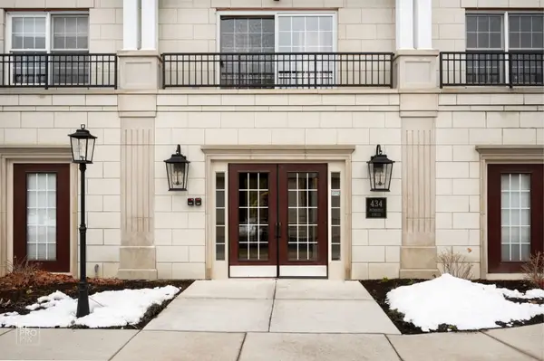 Address Withheld By Seller, Clarendon Hills, IL 60514