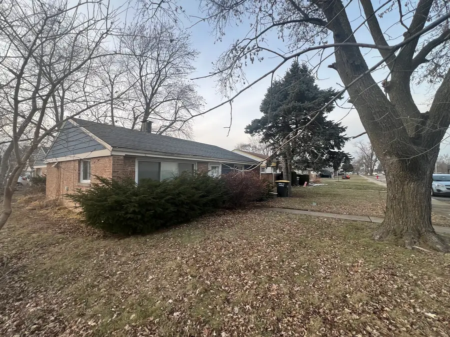 17056 Burnham Avenue, Lansing, IL 60438 - Image #2