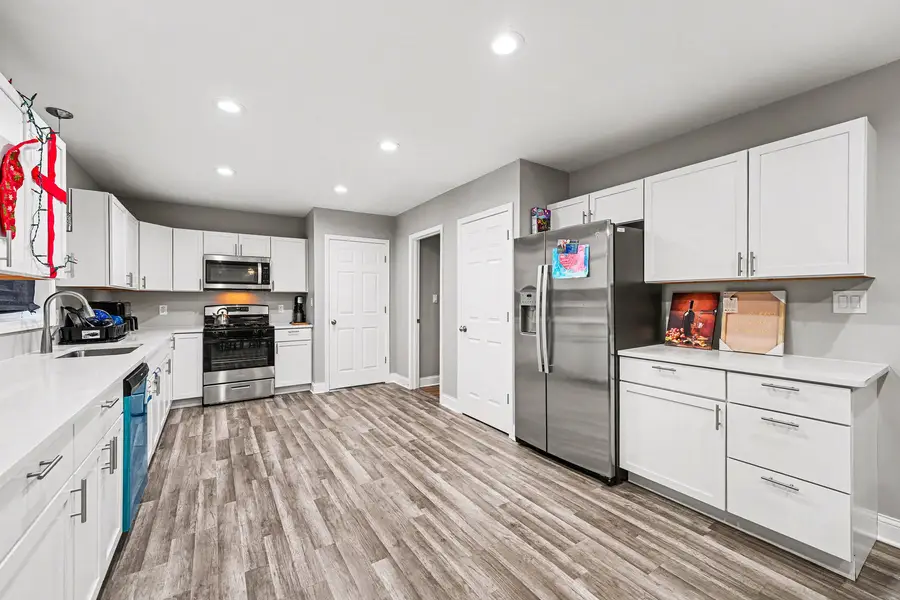 36 159th Street, Calumet City, IL 60409 - Image #3