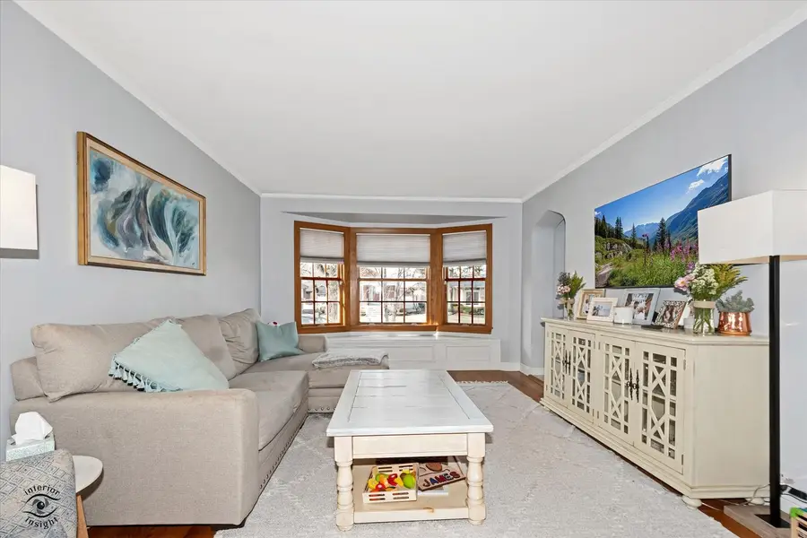 9751 S Hamlin Avenue, Evergreen Park, IL 60805 - #3