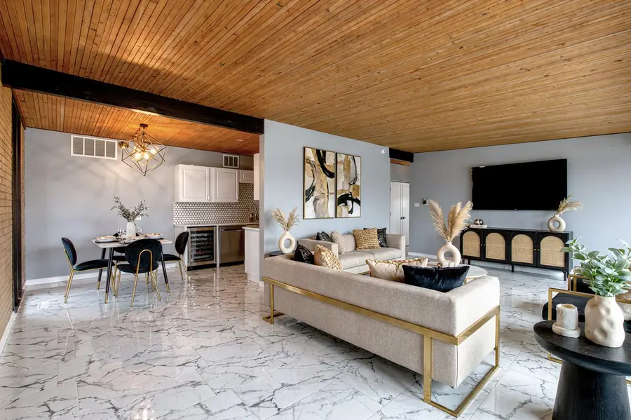 255 E 170th Street, South Holland, IL 60473 - Image #2