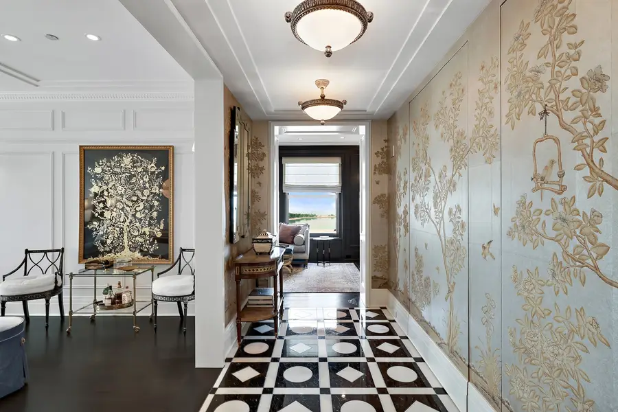 159 E Walton Place #14A, Chicago, IL 60611 - Image #2