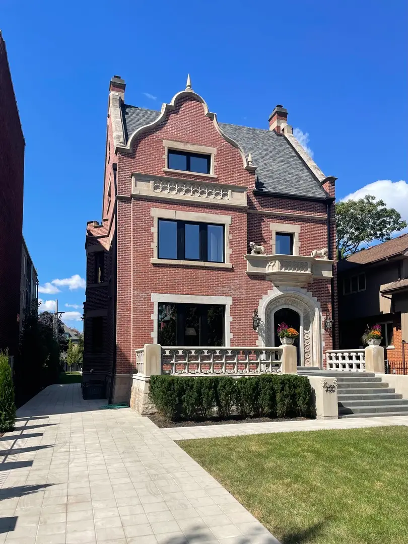 4730 S Greenwood Avenue, Chicago, IL 60615 - Image #1