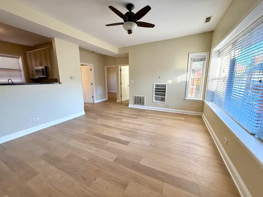 4652 N Saint Louis Avenue #3E, Chicago, IL 60625 - Image #3