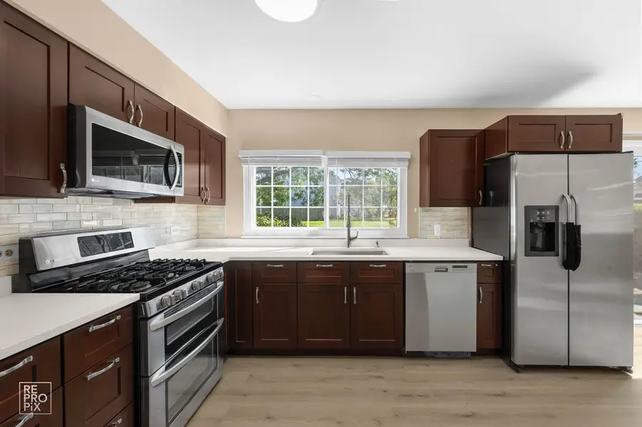 1705 College Green Drive, Elgin, IL 60123 - Image #2