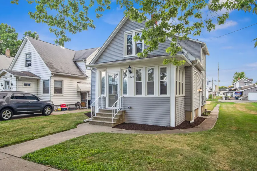 1424 Clark Street, Dekalb, IL 60115 - Image #2