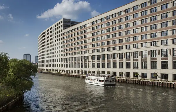 900 N Kingsbury Street #942, Chicago, IL 60610