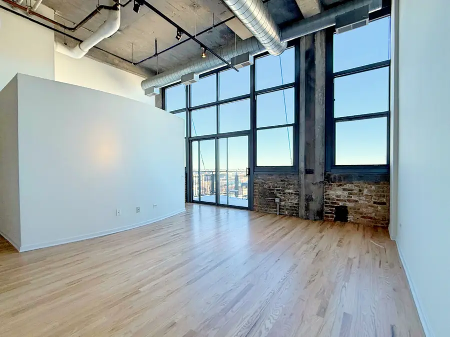 900 N Kingsbury Street #942, Chicago, IL 60610 - #2