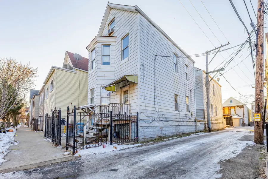 4314 S Hermitage Avenue, Chicago, IL 60609 - Image #2