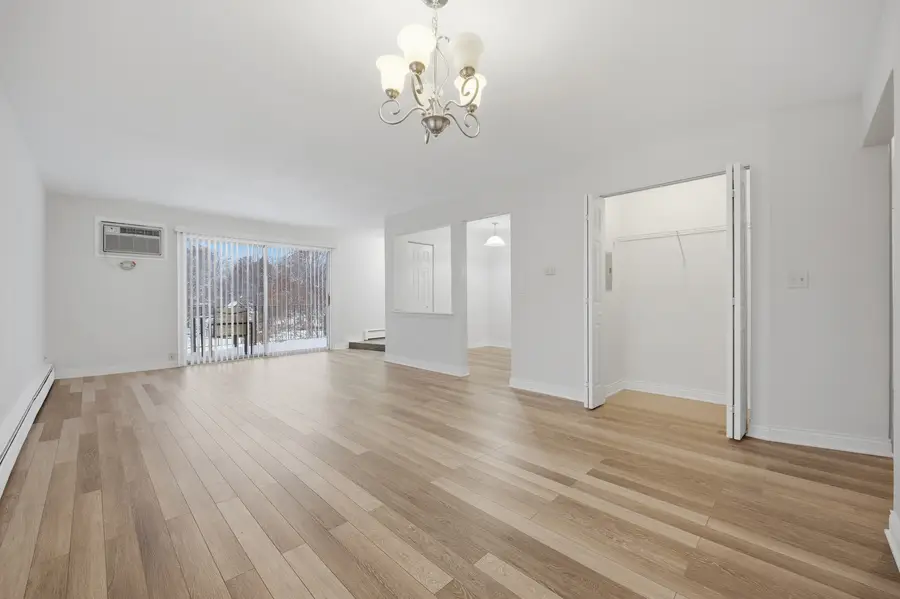 2556 Waterbury Drive #1905, Woodridge, IL 60517 - Image #3