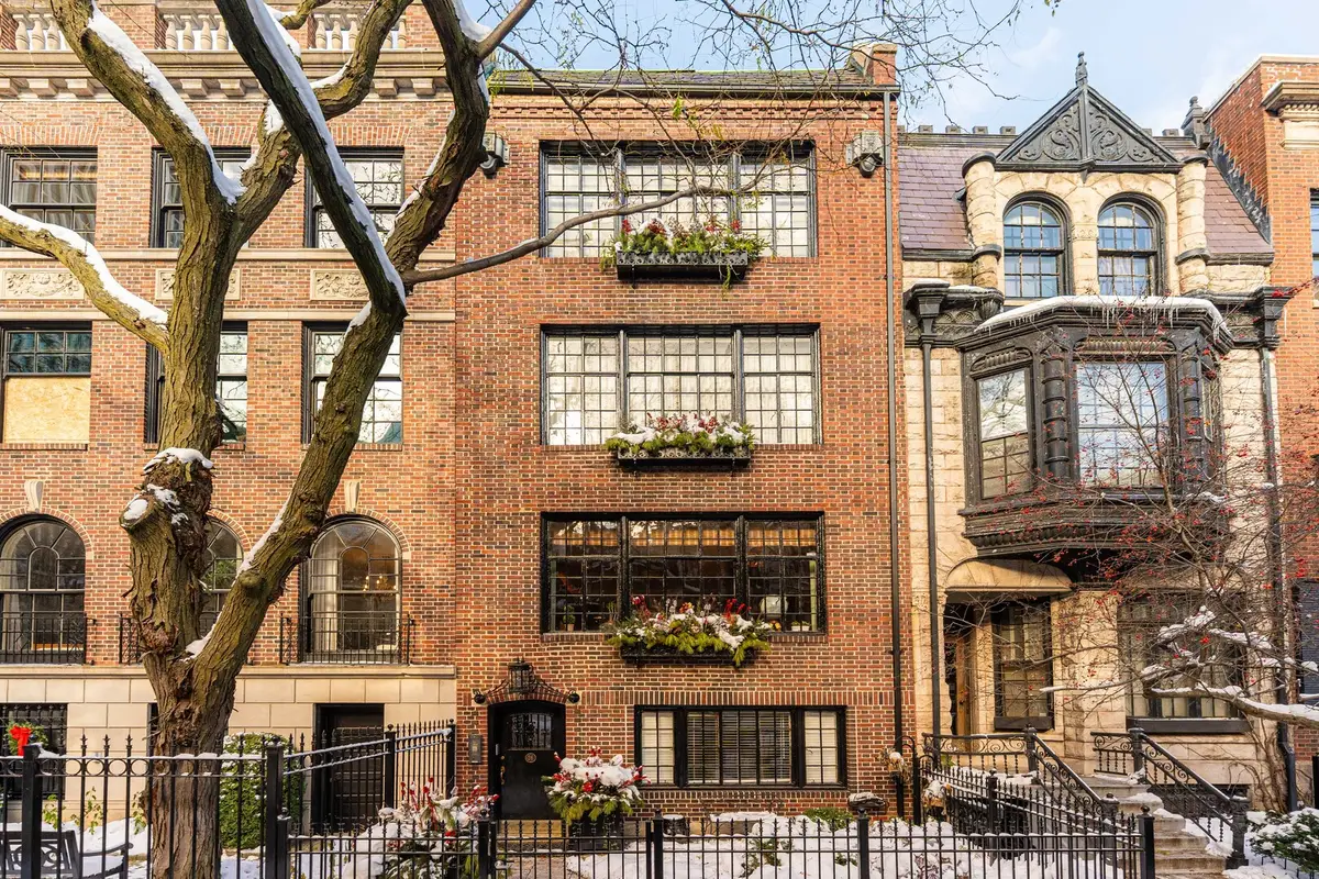 26 E Scott Street #3, Chicago, IL 60610 - Image #1