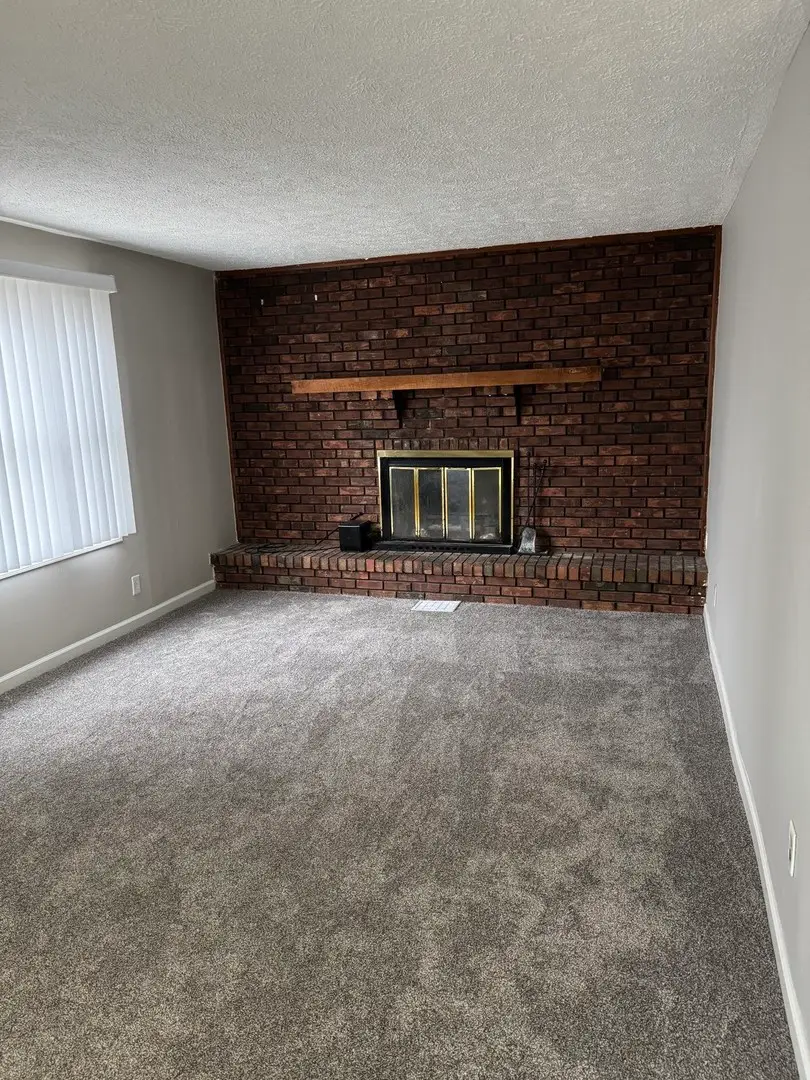 108 E Cleveland Street, Heyworth, IL 61745 - Image #2