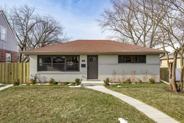 9032 Luna Avenue, Morton Grove, IL 60053