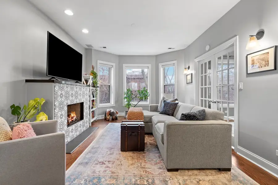 Address Withheld By Seller, Chicago, IL 60613 - #3