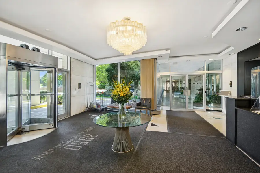 3950 N Lake Shore Drive #2125, Chicago, IL 60613 - Image #3