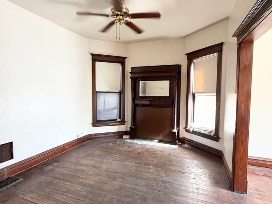 1524 E 72nd Street, Chicago, IL 60619 - Image #3