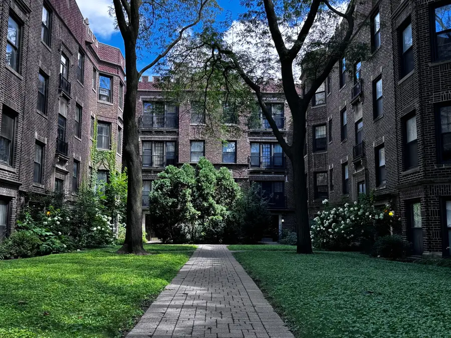 6249 N Sheridan Road #5, Chicago, IL 60660 - Image #3