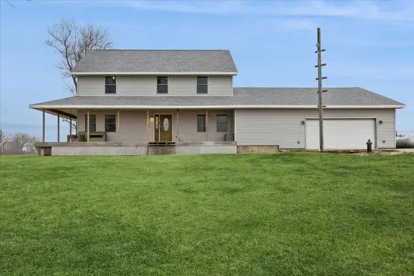 3326 Hayes Road, Steward, IL 60553