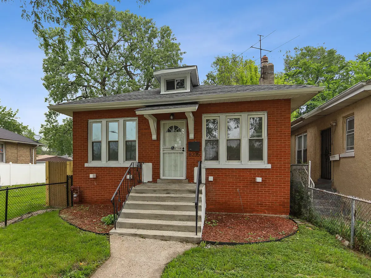 8235 S Woodlawn Avenue, Chicago, IL 60619 - Image #1