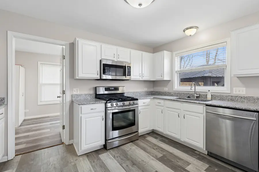 145 S Oakleaf Road, Algonquin, IL 60102 - Image #3