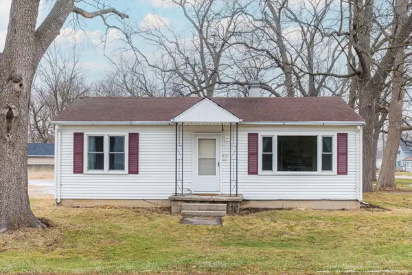 210 S Malta Road, Malta, IL 60150