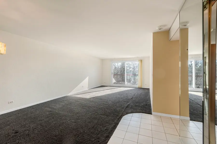400 E Dundee Road #403C, Buffalo Grove, IL 60089 - Image #2
