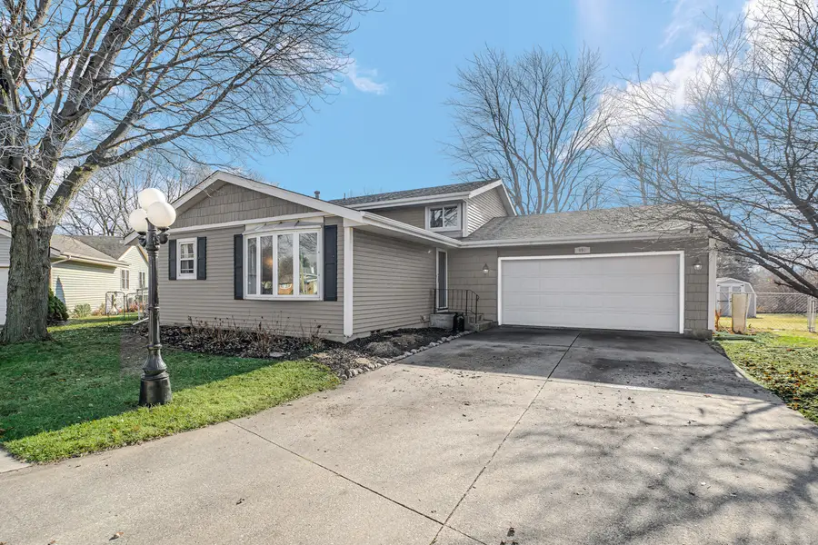 990 Quail Court, Bradley, IL 60915 - Image #2