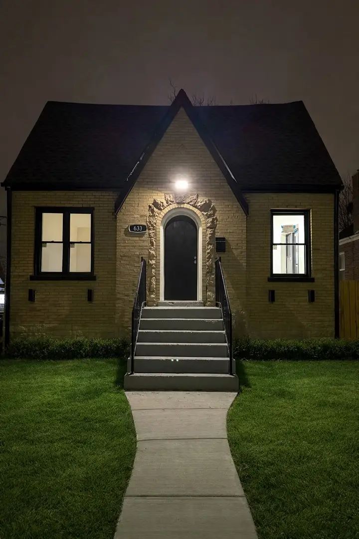 Address Withheld By Seller, Phoenix, IL 60426 - #1