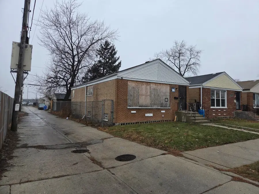 4644 S Leamington Avenue, Chicago, IL 60638 - Image #2