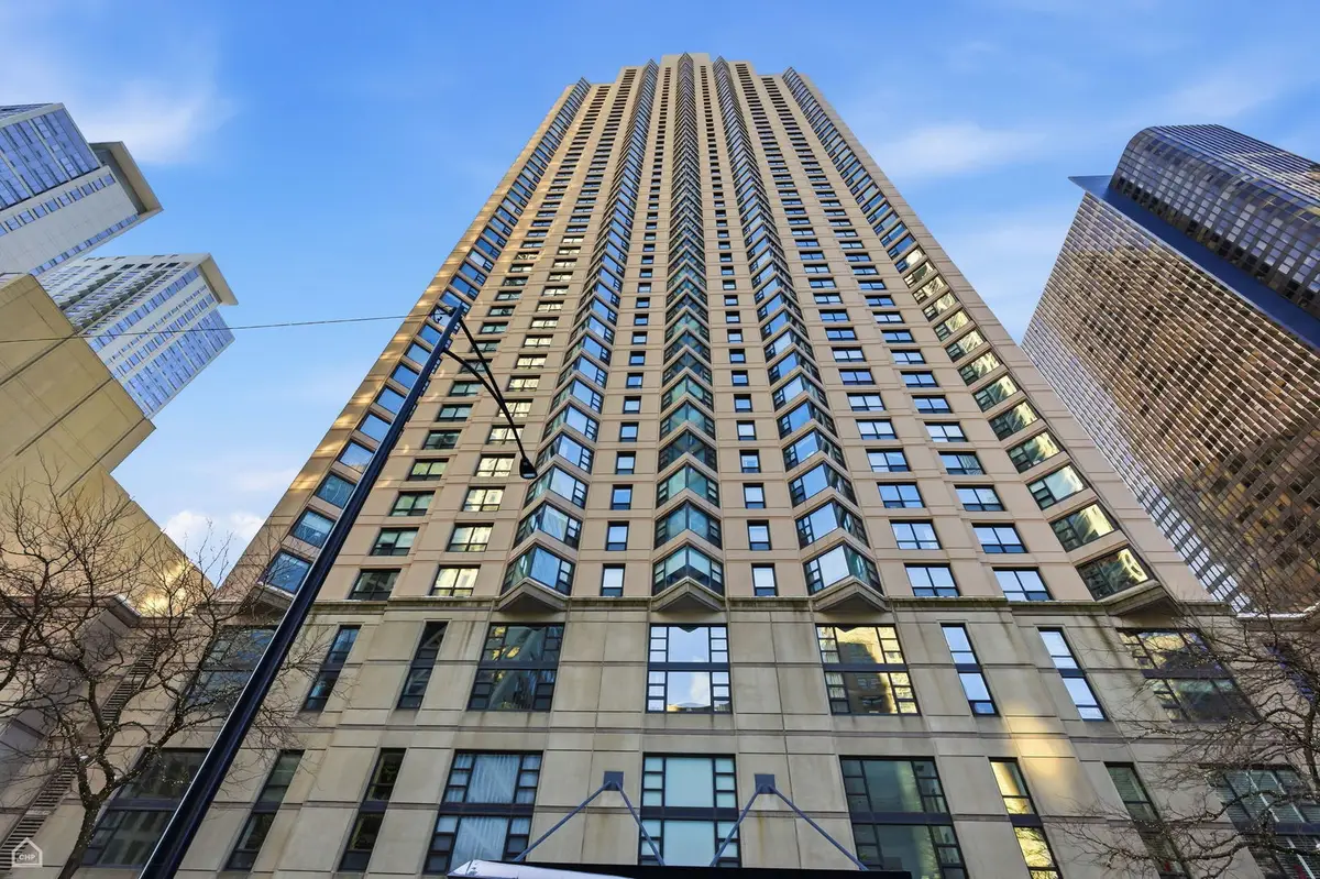 401 E Ontario Street #710, Chicago, IL 60611 - Image #1